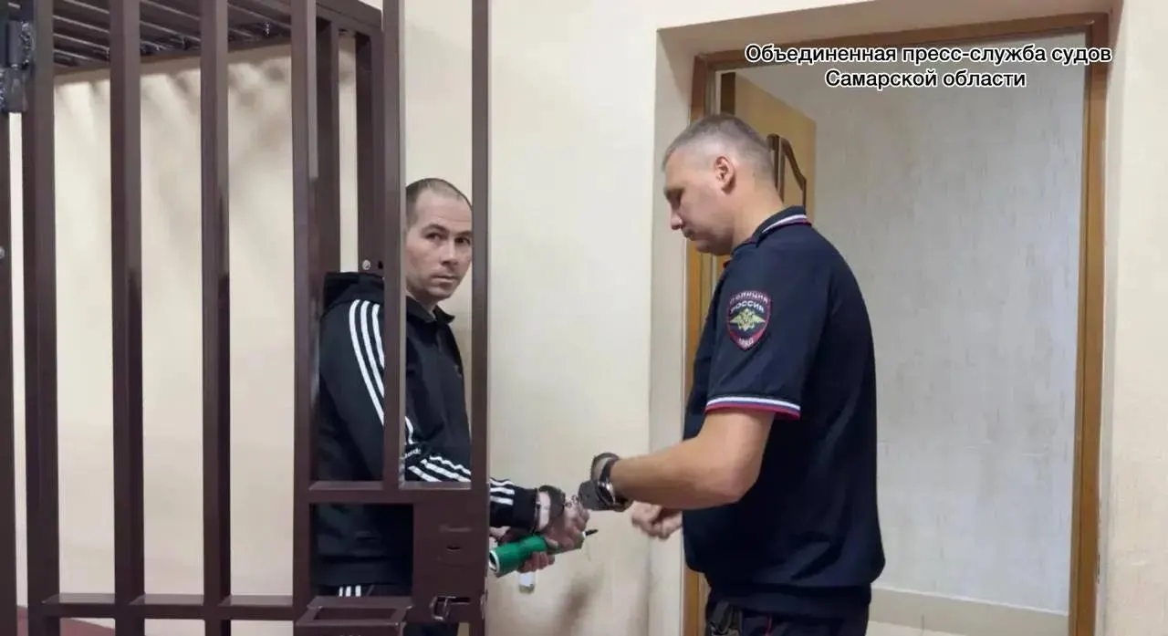 Самарский районный суд назначил 4,5 года одному из участников преступного сообщества, обманувшего бывшую главу Корпорации развития Самарской области; по делу фигурирует почти 478 млн рублей ущерба.