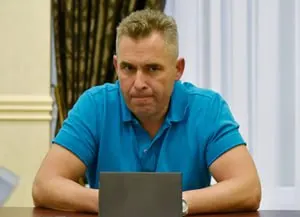 Совет Европейского союза расширил ограничения против России — в новый санкционный список вошли более 80 физических лиц и организаций, включая бывшего детского уполномоченного Павла Астахова и ряд официальных лиц.