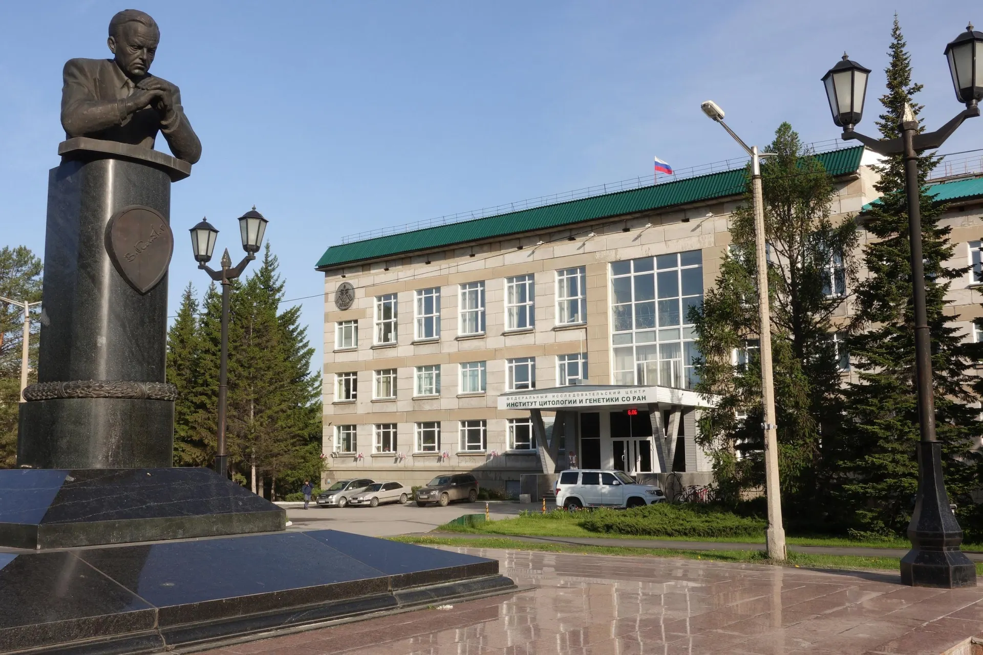 Закон, вступающий в силу 1 сентября 2026 года, вводит жёсткие правила передачи генетической информации за рубеж. Учёные предупреждают о рисках для публикаций, международного сотрудничества и уголовного преследования.