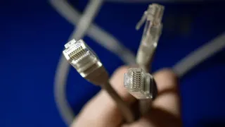 Ассоциация разработчиков ПО, объединяющая сотни российских IT-компаний, попросила правительство создать согласительный орган по интернет-блокировкам и предупредила, что нынешние меры против VPN вредят Рунету и стимулируют развитие технологий обхода ограничений.