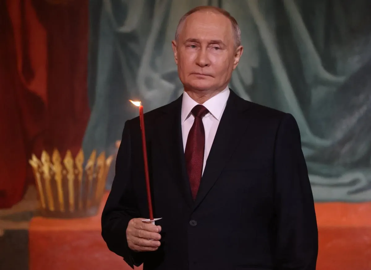 Появляются признаки серьёзного недовольства среди российских элит: бывший сторонник власти публично критиковал руководство, был помещён в психбольницу в Петербурге и вскоре выпущен.