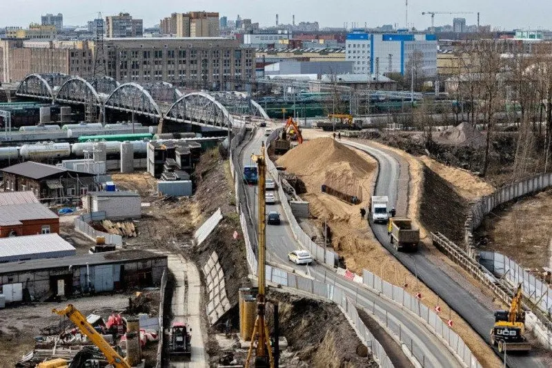 TICCIH признал ценность Фарфоровского моста и направил обращения в профильные инстанции. Активисты и архитекторы настаивают на сохранении или переносе сооружения вопреки планам демонтажа до 2027 года.