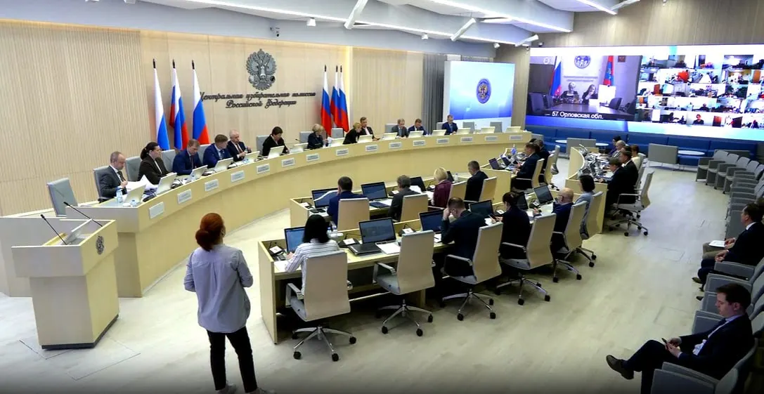На заседании ЦИК передали мандат депутата бывшему губернатору Брянской области, внесли несколько кадровых назначений в региональных избиркомах и скорректировали правила публикации данных и работы избирательных комиссий перед выборами в Госдуму.