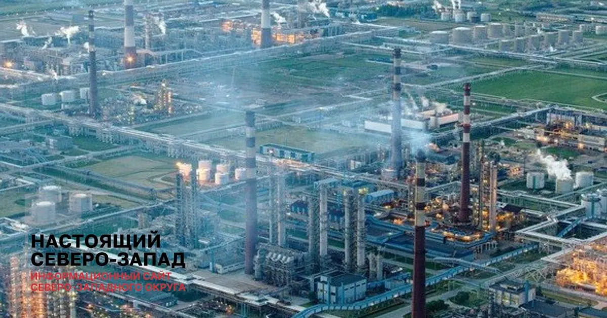 После&nbsp;атак на&nbsp;НПЗ&nbsp;Петербург всё&nbsp;больше зависит от&nbsp;белорусского бензина