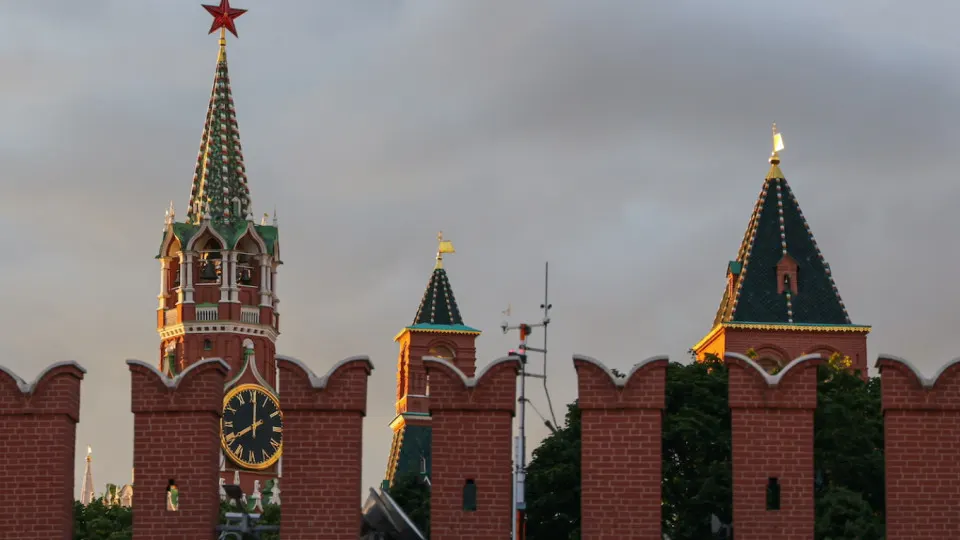 Российские власти считают невозможным возобновление формата США—Украина—Россия, пока Киев не выведет войска из контролируемой им части Донбасса.