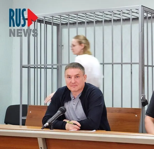 Суд отклонил иск правозащитника Алексея Соколова: в карцере заключённым выдают бумагу и ручку лишь на полтора часа в день, что существенно ограничивает подготовку к судебным заседаниям.