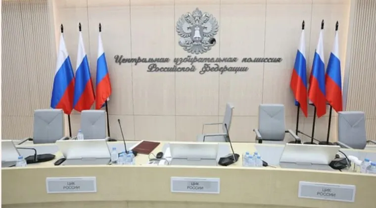 Инженер Виктор Толстогузов утверждает, что во время дистанционного электронного голосования 10 сентября 2023 года в отчётах на портале были задним числом изменены данные как минимум по 494 протоколам; Верховный суд рассмотрит иск 4 июня.