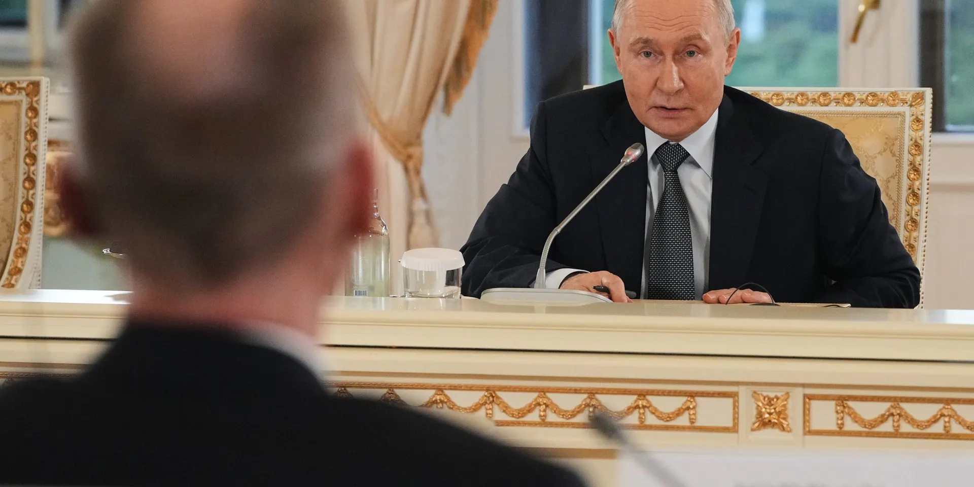 На ПМЭФ президент ответил на вопросы о применении ракеты «Орешник», ночной атаке дронов по Петербургу и возможном участии в выборах 2030 года.