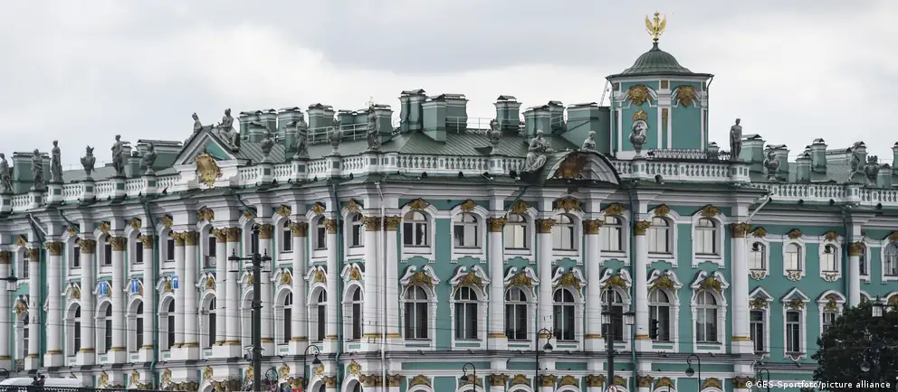 Государственный музей в Санкт-Петербурге приостановил все археологические работы на полуострове: экспедиции перенесены «до улучшения обстановки», волонтёрам предлагают альтернативы в других регионах.