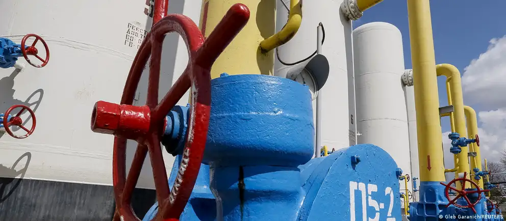 Украина не продлила контракт с «Газпромом» по соображениям национальной безопасности; транзит газа через её территорию остановлен. Наибольшие последствия испытала Молдова, другие страны перенастроили маршруты поставок.