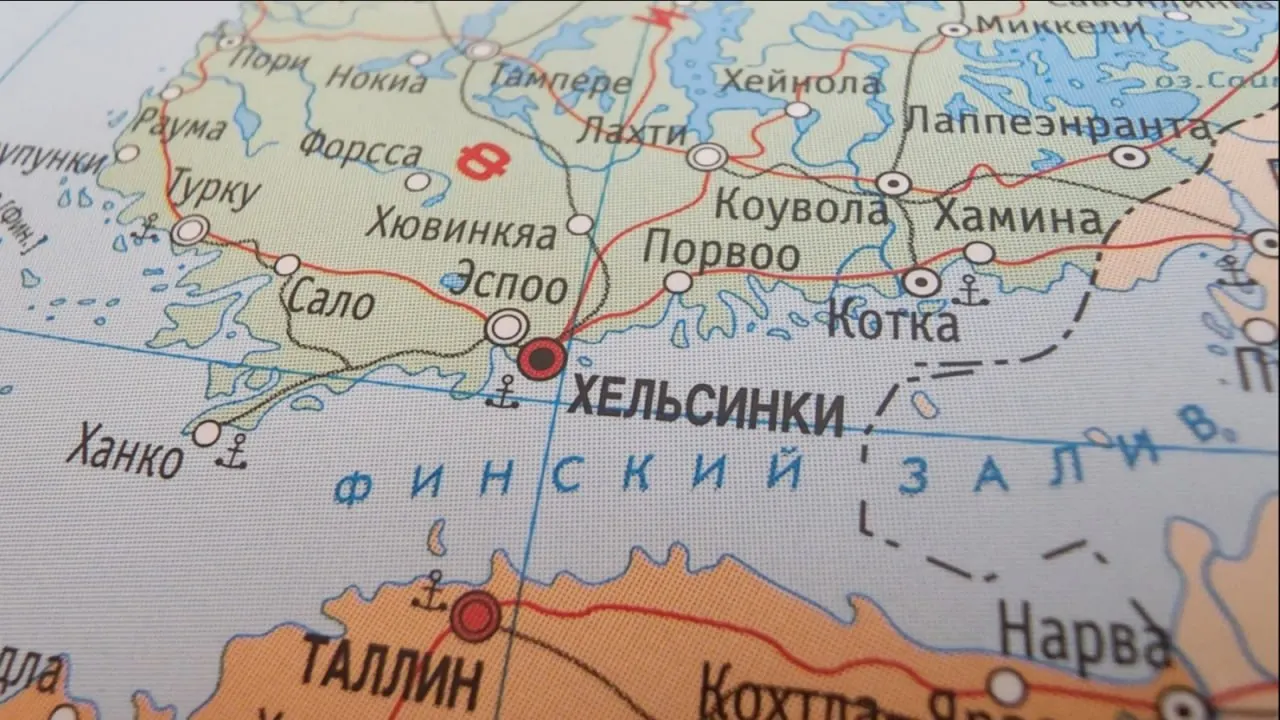 С 1 июля таможенные пошлины на железнодорожные перевозки в Финляндию выросли в восемь раз; поставки становятся убыточными и могут прекратиться уже через одну–две недели, что усугубит проблемы финского сельского хозяйства.