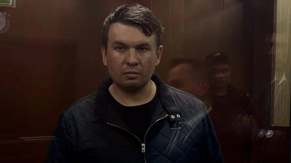 Блогера Илью Ремесло перевели обратно в СИЗО №7 в Капотне после задержания в Санкт-Петербурге; далее его направили на психолого-психиатрическую экспертизу.