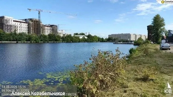 Демонтаж построек начат в ноябре 2025 года после расторжения договора водопользования; работы завершены, затраты будут взысканы с застройщика.