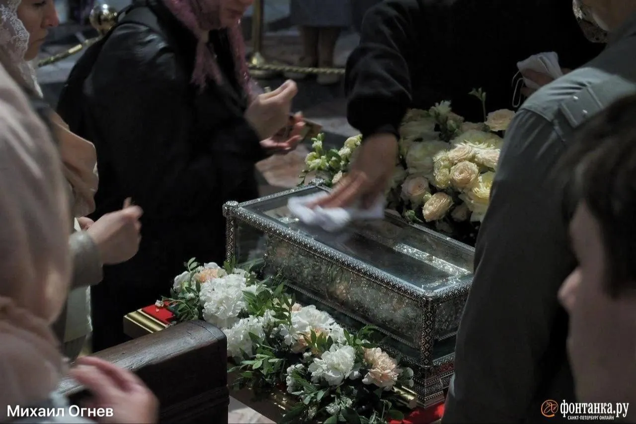 Около 130 тысяч верующих прикоснулись к деснице Спиридона Тримифунтского во время пребывания святыни в городе, затем святыня направилась в Псков, сопровождаемая благодарностями прихожан и волонтёрами.