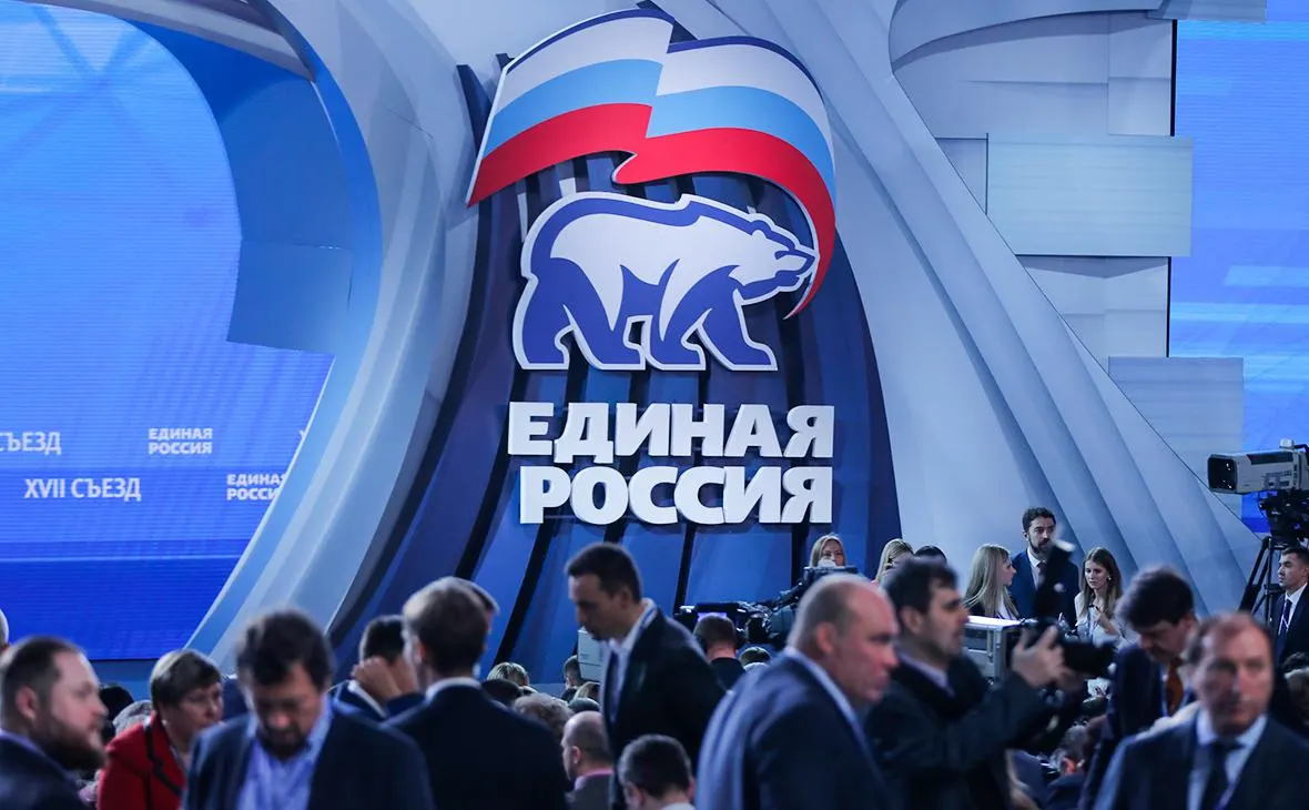 Управление МВД по Санкт-Петербургу и Ленобласти приняло решение не составлять протоколы на представителей ЕДИНой России за ссылки на Instagram и Facebook, заявив, что материалы уже удалены или недоступны.