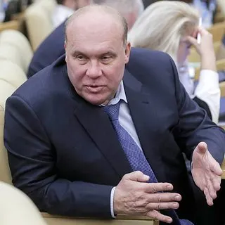 Депутат предложил учредить памятный день участников специальной военной операции, предложив установить дату в последнее воскресенье марта; обсуждение вопроса запланировано после завершения СВО.