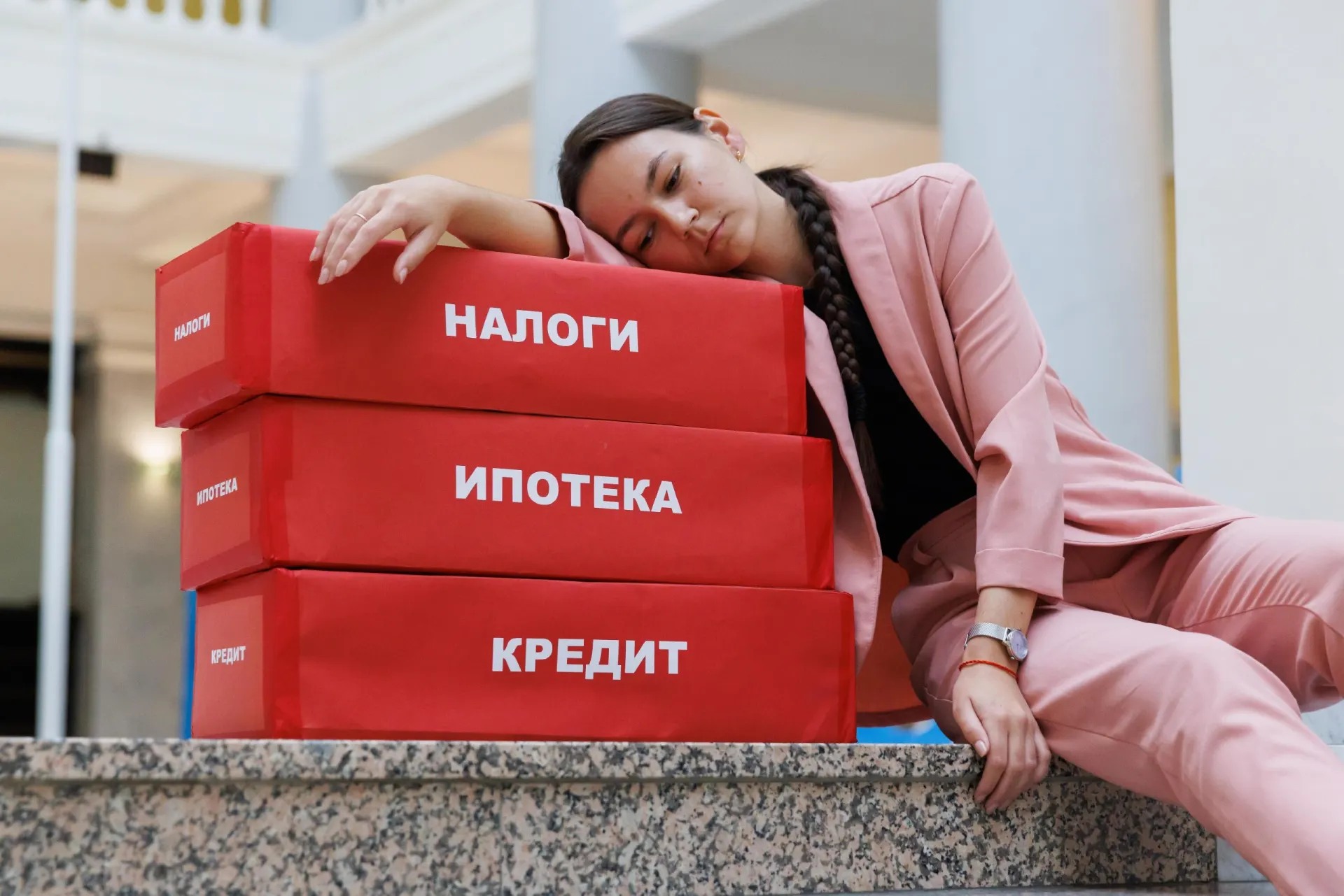 Федеральный бюджет на три года: Минфин предлагает точечные изменения в налоговой системе и разъясняет влияние на граждан.