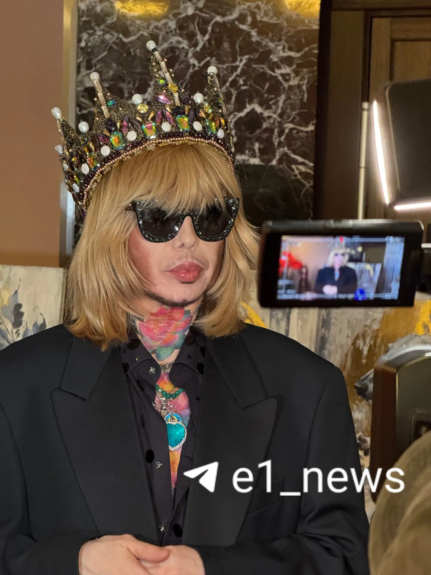 На фестивале моды собрались дизайнеры со всей страны; участие превысило 350 человек. Организаторы подчёркивают приоритет отечественного производства и федеральный масштаб события.