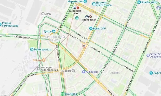 Пять человек пострадали после столкновения автобуса с КАМАЗом на улице Маршала Говорова; четверо госпитализированы с травмами легкой и средней степени тяжести. Руководитель профильного комитета взял ситуацию под контроль.