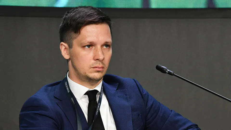 Разрастающийся государственный сектор приближает экономику к пределам устойчивости: расходы растут, власти вводят новые налоги и реформы, что влияет на бизнес и инвестиции.