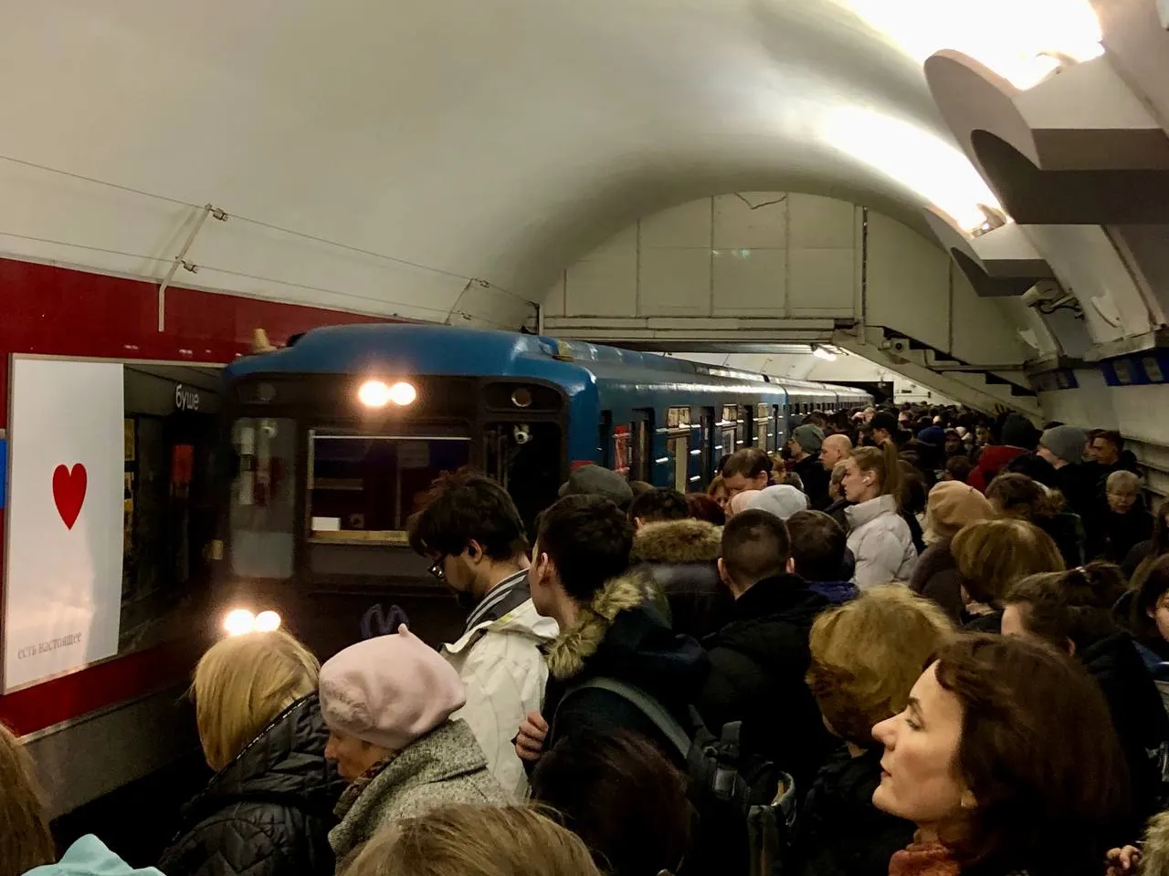 На заседании по бюджету города на 2027–2029 годы подтвердили направление средств на завершение объектов метро и поддержание темпов строительства.
