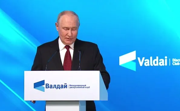 В речи президент разъяснил причины конфликта, отметил нарушения в мировой политике и предложил общие пути решения, исходя из интересов России.