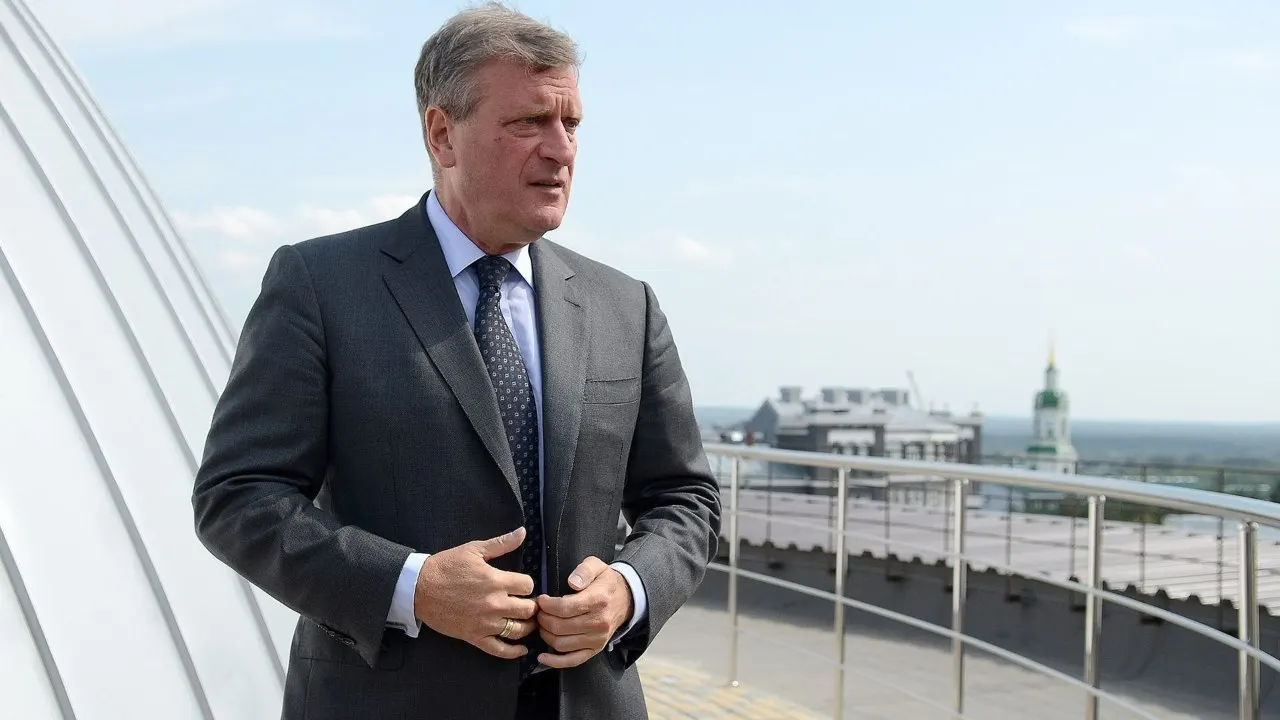 Следствие по делу о взятке около 80 млн рублей продолжается. Дело связано с парком Патриот и его руководством; вокруг объекта развернулись новые эпизоды и расследования.