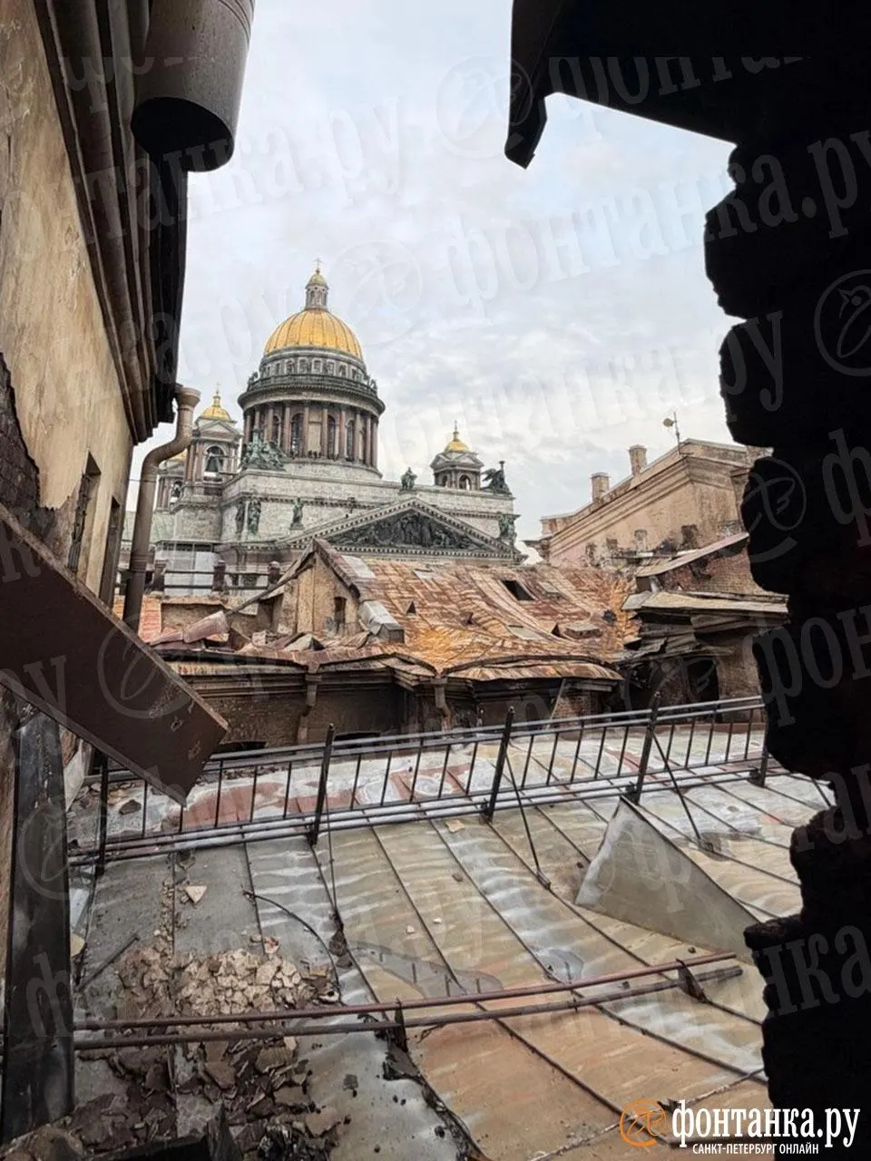 Возгорание зафиксировано в историческом ансамбле: пострадали оба здания — особняк Миллера и прилегающий доходный дом. Точные масштабы ущерба устанавливаются.