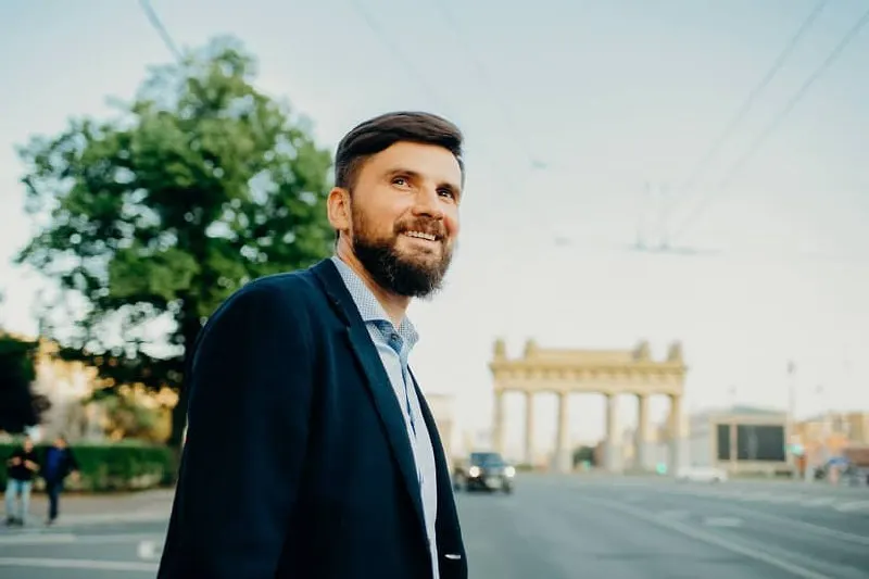 В Санкт-Петербурге кандидат от Яблока получил протокол за дискредитацию ВС РФ по делу о агитационном плакате; судебное заседание назначено.